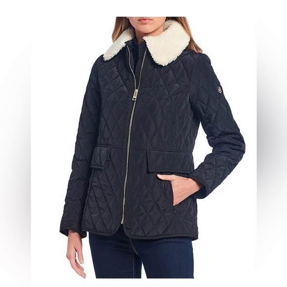 Michael Kors Jackets & Blazers - MICHAEL KORS Women's Sherpa Collar Diamond Quilted Jacket Black Size Small